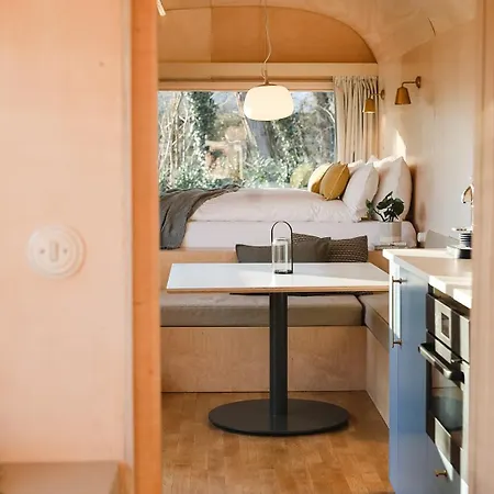 Glamping Im Zirkuswagen In 別荘 エフリンゲン・キルヒェン