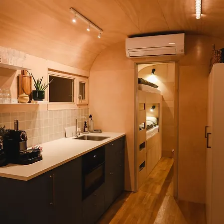 Glamping Im Zirkuswagen In 別荘 エフリンゲン・キルヒェン