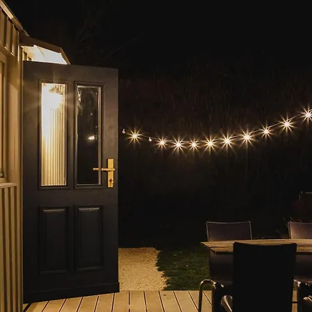 Glamping Im Zirkuswagen In 別荘